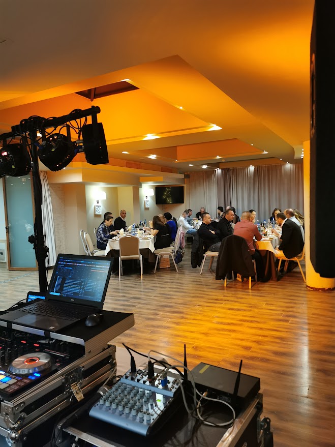 Галерия снимка 97